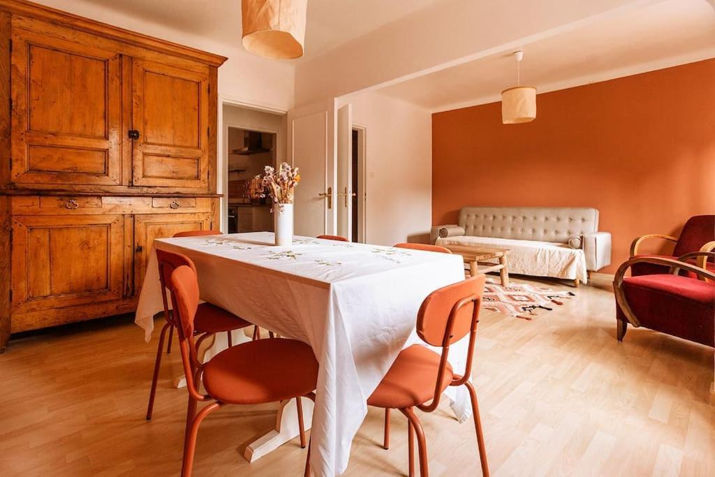 Logement Sur La Route Des Vins Gueberschwihr Exterior photo